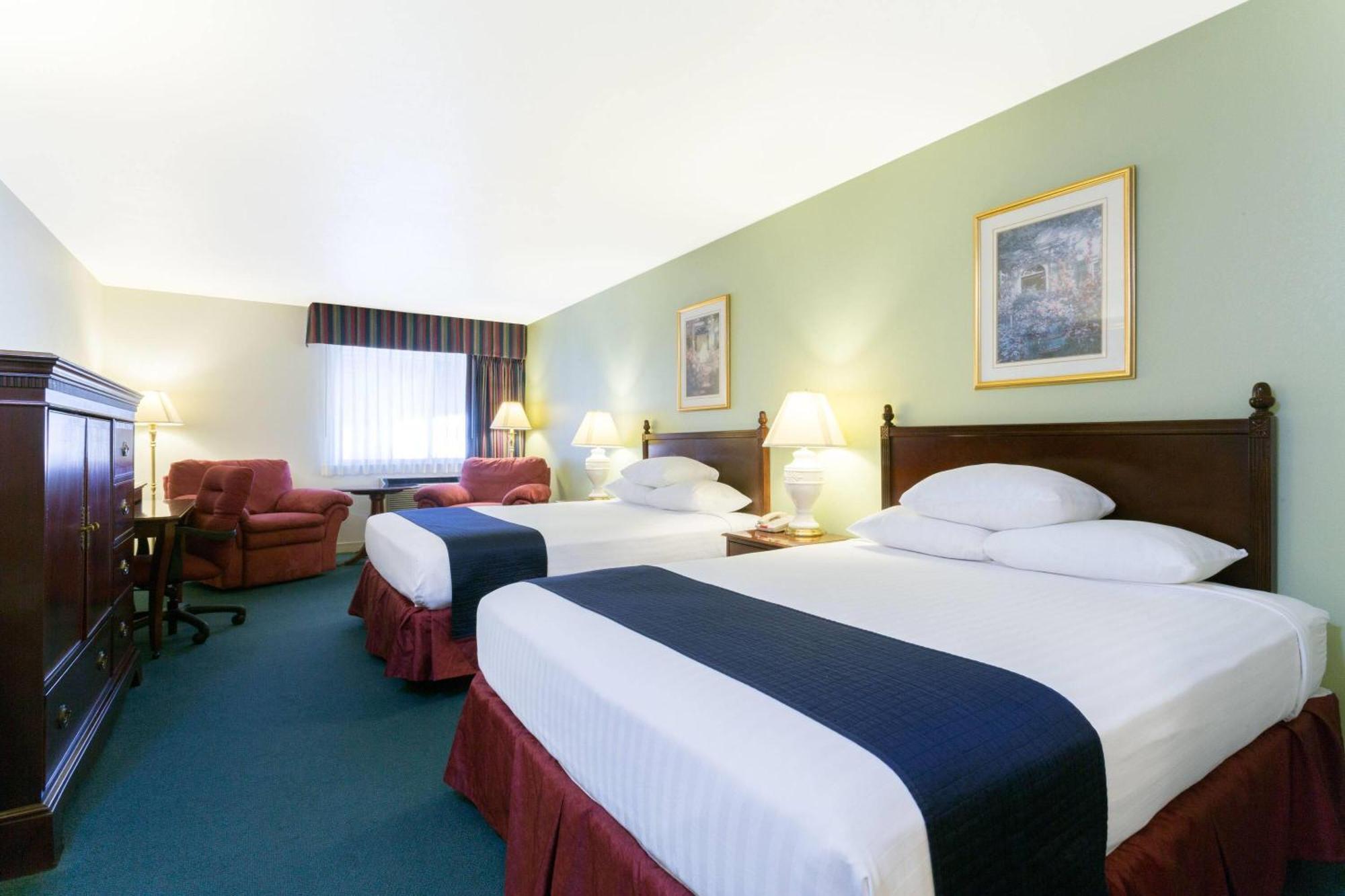 Super 8 By Wyndham Montpelier Hotel Exterior foto