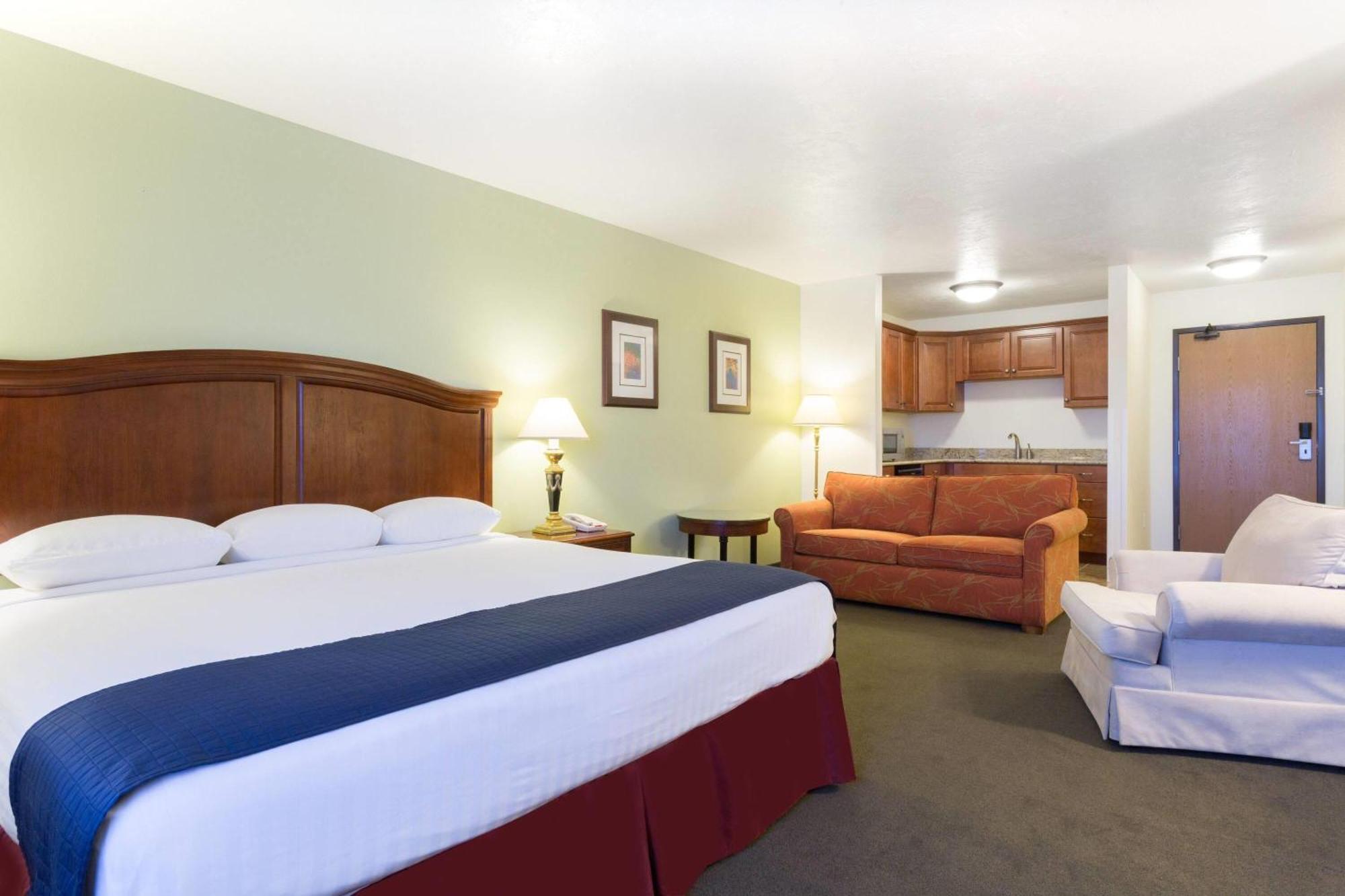 Super 8 By Wyndham Montpelier Hotel Exterior foto